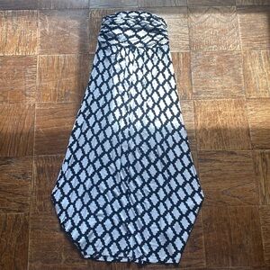 Tube top midi dress in black and white